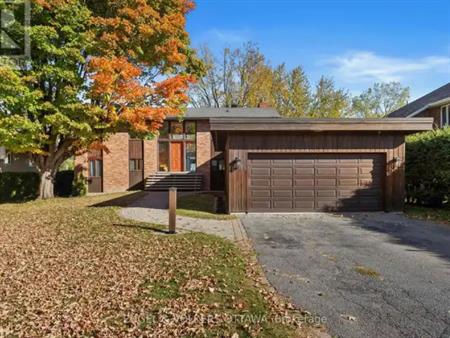 263 GRANDVIEW ROAD | 263 GRANDVIEW ROAD, Ottawa