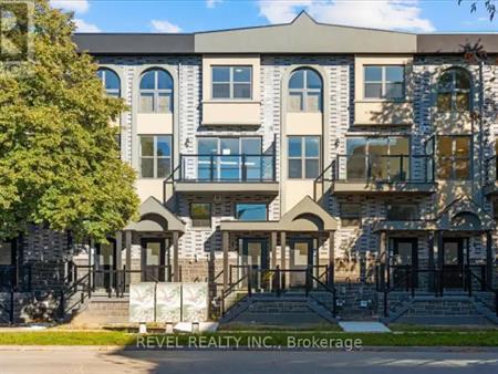 200 RAILWAY ENGINE HOUSE WAY | 200 RAILWAY ENGINE HOUSE WAY, Whitby