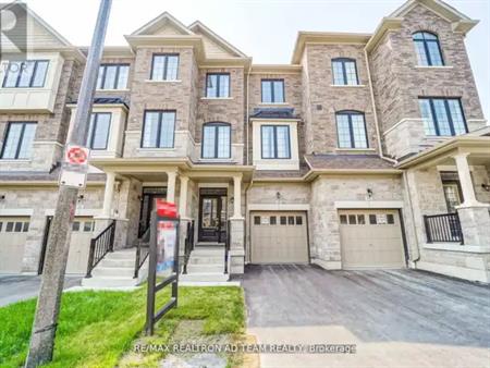 13 HALLMARK WAY | 13 HALLMARK WAY, Whitby