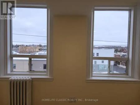 4 - 5 MAIN STREET S | 4 - 5 MAIN STREET S, Uxbridge