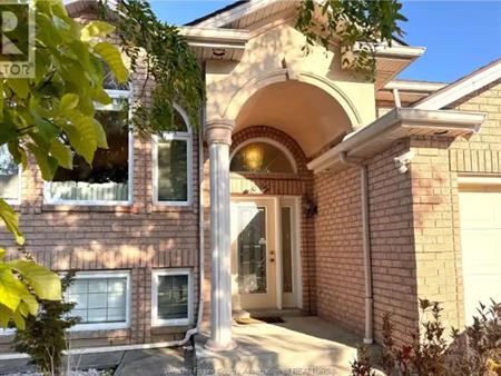 1432 MERIDIAN STREET Unit# UPPER | 1432 MERIDIAN STREET Unit# UPPER, Windsor