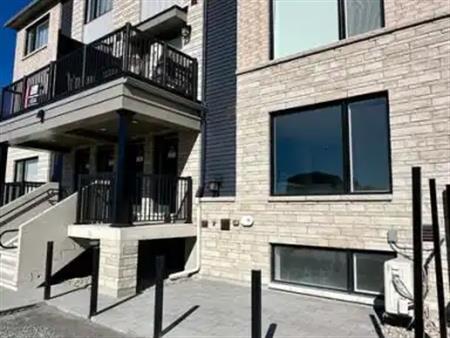723 Arcadian Private | 723 Arcadian Private, Kanata