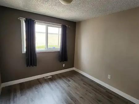 Duplex (lower floor) for rent in Ogden, Calgary- 2 bedroom | Calgary