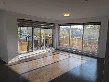 Condo 4 ½ à louer (890pc/83m²) - Rosemont