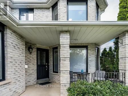 2 GRACE CRESCENT | 2 GRACE CRESCENT, Barrie