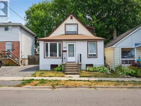 35 KINGSCOURT AVENUE | 35 KINGSCOURT AVENUE, Kingston