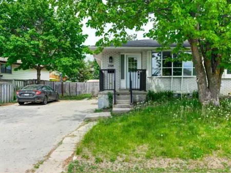 BERNICK | 28A BERNICK DRIVE, Barrie
