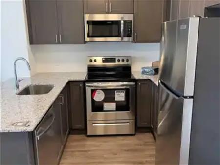 504 - 95 DUNDAS STREET W | 504 - 95 DUNDAS STREET W, Oakville
