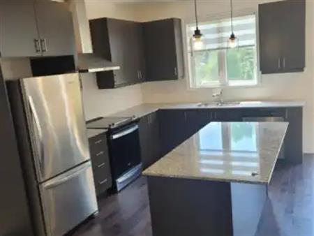 3213 MOSLEY STREET | 3213 MOSLEY STREET, Wasaga Beach