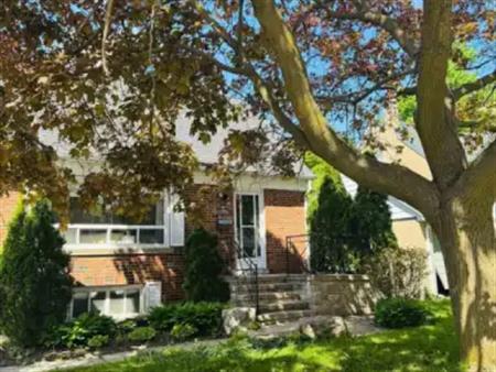 120 LAWRENCE AVENUE | 120 LAWRENCE AVENUE, Richmond Hill
