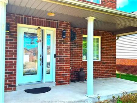 1167 FREDERICA AVENUE | 1167 FREDERICA AVENUE, Windsor