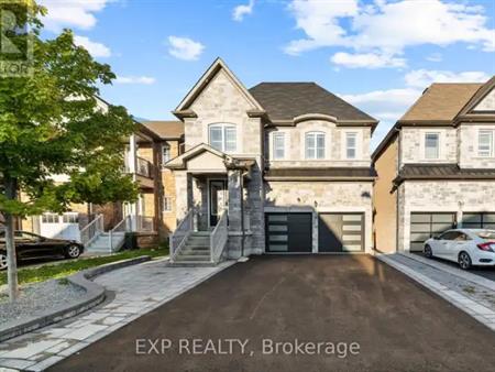 35 TYNDALL DRIVE | 35 TYNDALL DRIVE, Bradford West Gwillimbury
