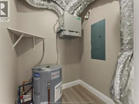 854 University Unit# LOWER | 854 University Unit# LOWER, Windsor