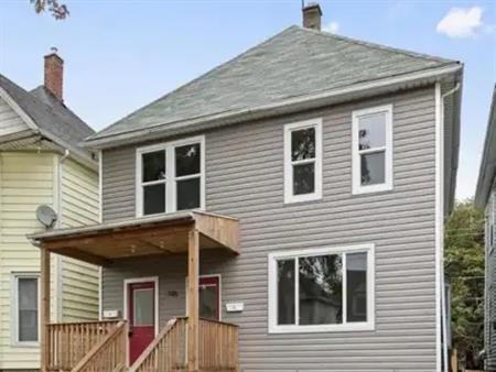746 DOUGALL AVENUE Unit# UPPER | 746 DOUGALL AVENUE Unit# UPPER, Windsor