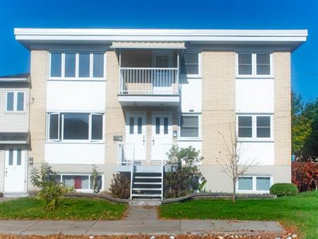4 1/2 entièrement repeint - 2 chambres - Maizerets - 1295 $/mois