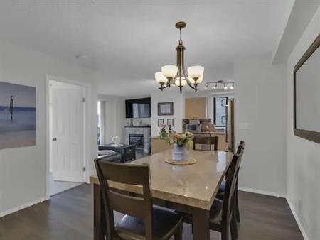 New 2 bedroom 1 bathroom renovated condo (All utilities included) | 1018 - 1111 6 Avenue Southwest, Calgary
