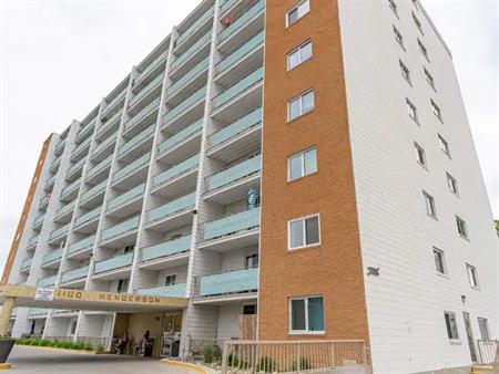 Granite House | 1100 Henderson Hwy., Winnipeg