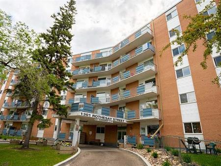 Norway House | 1301 Rothesay Street, Winnipeg