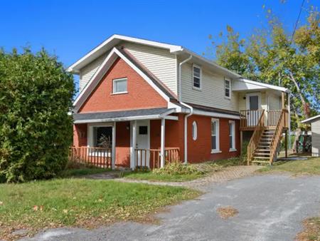 2-18 rue Madaire | 18 Rue Madaire, Gatineau
