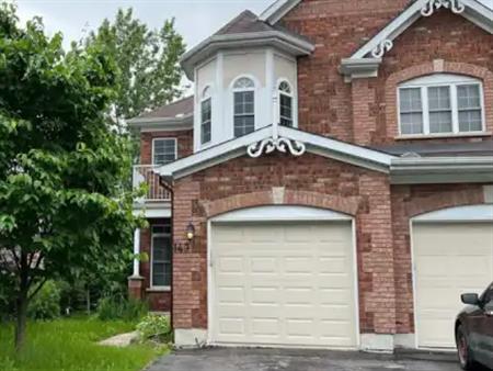 149 HEMLO CRESCENT | 149 HEMLO CRESCENT, Ottawa