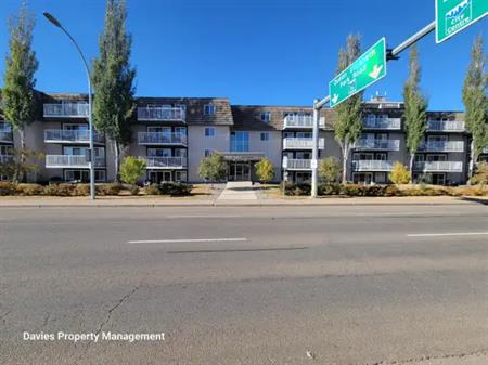 8604 Gateway BLVD NW - #307 | 8604 Gateway Boulevard Northwest, Edmonton