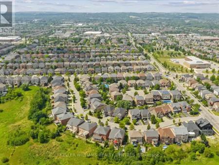 72 POINTON STREET | 72 POINTON STREET, Aurora