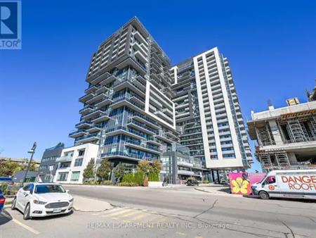 1302 - 2087 FAIRVIEW STREET | 1302 - 2087 FAIRVIEW STREET, Burlington