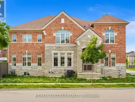 1554 DEVINE POINT | 1554 DEVINE POINT, Milton