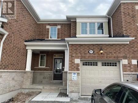 899 ASH GATE | 899 ASH GATE, Milton