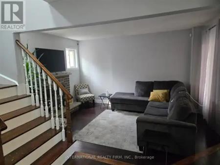 28 HETTERSLEY DRIVE N | 28 HETTERSLEY DRIVE N, Ajax