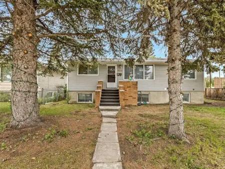 Legal 1 Bedroom Plus Den Suite for rent in Ogden | Calgary