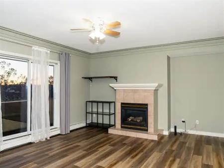 Cozy 2 bedrooms 1.5 bath NE | 301 - 1712 37 Street Southeast, Calgary