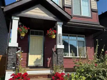 Cozy & modern Style House with 3 Bedroom | 8020 Orchards Green Southwest, Edmonton
