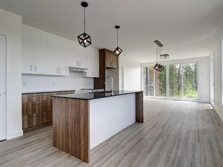 Spacieux 3 1/2 à louer à Sherbrooke