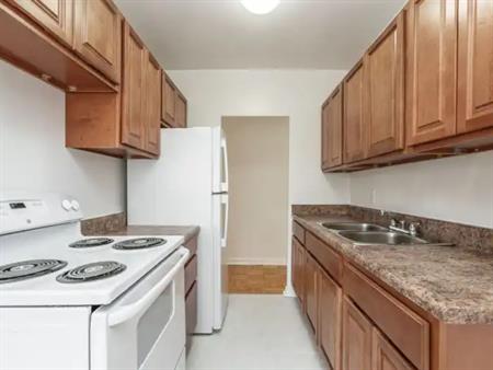 27-31 Paxtonia | 31 Paxtonia Blvd, North York