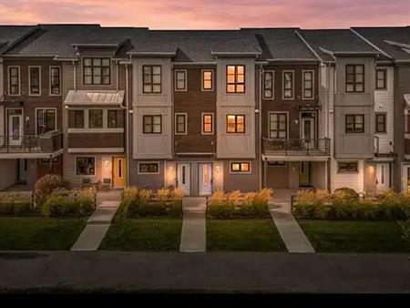 Townhome for Rent in the Heart of Walden 2 Bed | 2 Bath | 3 Parking Spaces | | 25 Walden Common Southeast, Calgary