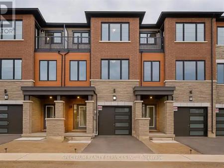 5 HINE ROAD | 5 HINE ROAD, Brantford