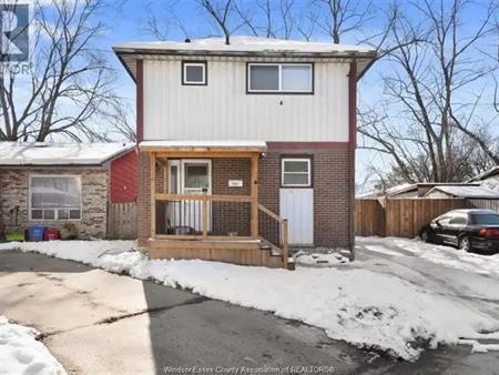 1203 COTTAGE | 1203 COTTAGE, Windsor