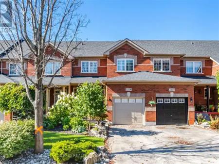 2228 HUMMINGBIRD WAY | 2228 HUMMINGBIRD WAY, Oakville