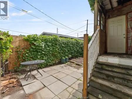 963 ERIE | 963 ERIE, Windsor