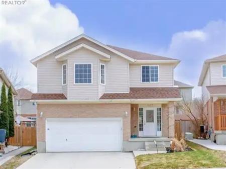 507 AMERICAN BEECH Avenue | 507 AMERICAN BEECH Avenue, Waterloo