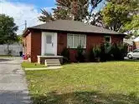 3125 DOMINION Unit# MAIN | 3125 DOMINION Unit# MAIN, Windsor