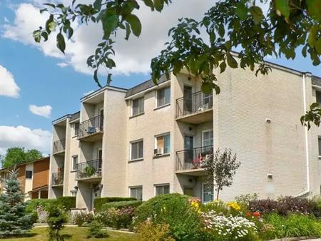 Westwood Garden Apartments - ALL INCLUSIVE | 42 Westwood Drive, Kitchener