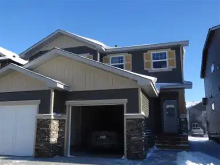 3 Bedroom Duplex plus family room in the basement | 88 Legacy Mews, Calgary
