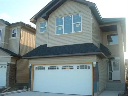 EXECUTIVE HOME 5 BED RMs, 3MASTER BDRMs 4Bath RMs IMMEDIATELY! | 121 Taralake Manor, Calgary