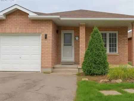UPPER - 16 LUCAS AVENUE | UPPER - 16 LUCAS AVENUE, Barrie