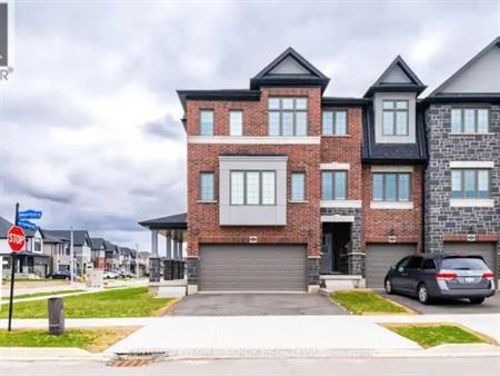 122 MONARCH WOODS DRIVE | 122 MONARCH WOODS DRIVE, Kitchener