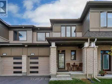 715 DERREEN AVENUE | 715 DERREEN AVENUE, Ottawa