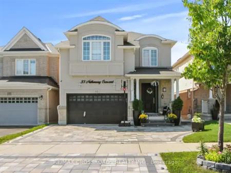 LOWER - 33 NETHERWAY CRESCENT | LOWER - 33 NETHERWAY CRESCENT, Ajax