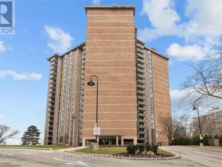 809 - 5250 LAKESHORE ROAD | 809 - 5250 LAKESHORE ROAD, Burlington